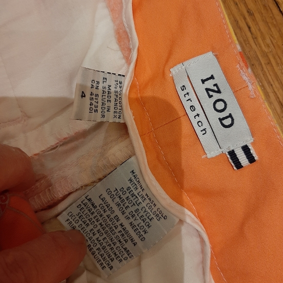Izod floral capris - Picture 5 of 9